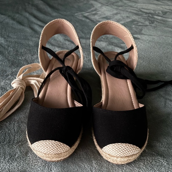 Journee Collection Black and Beige Espadrille Lace-up Wedges - Picture 4 of 12